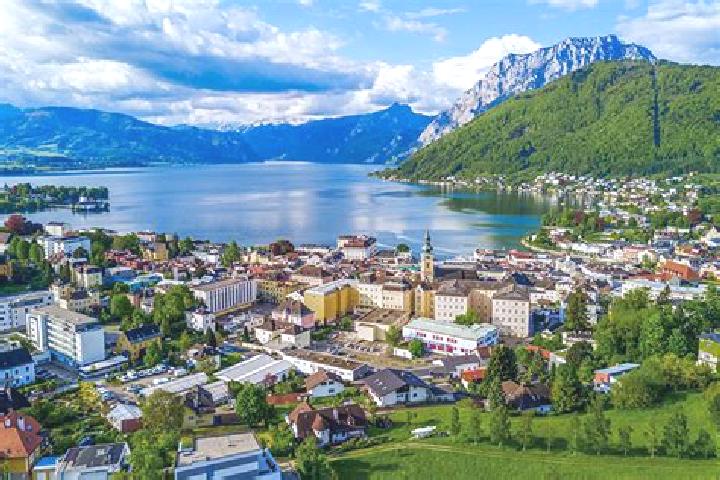 Nova, 27 — Escort in Gmunden, Austria