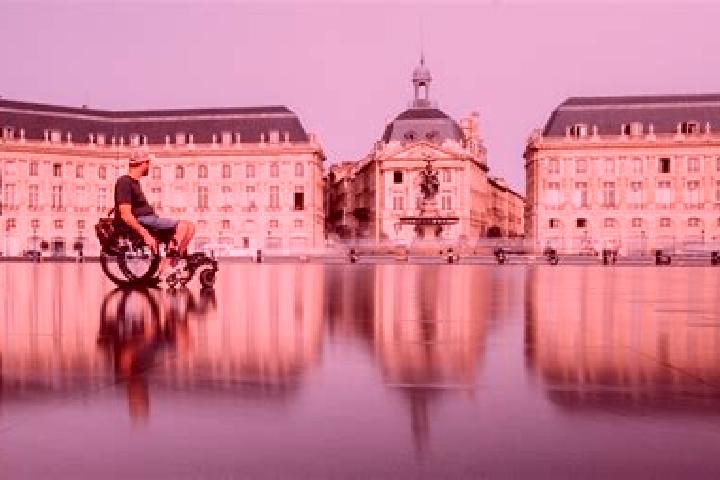 Nova, 27 — Escort in Larrazet, France