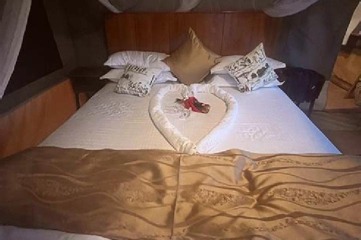 Nova, 27 — Escort in Mugumu, Tanzania