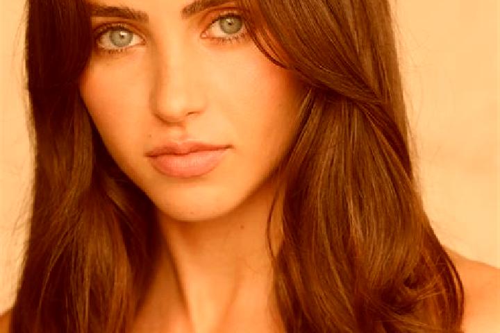 Nova, 28, a red brown-eyed mediterranean companion based in BneRe em. Offering Dinner Date, Domination, Fetish. Available for incall and outcall, overnight b...