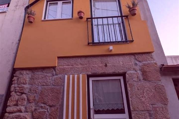 Nova, 28 — Escort in Sanfins, Portugal