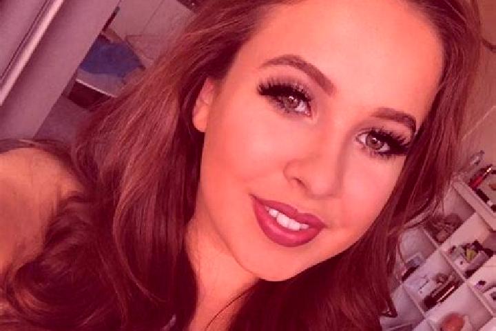 Nova, 29, a brunette grey-eyed european companion based in Sezana. Offering Dinner Date, A-Level, Domination, CIM, GFE. Available for incall and outcall, day...