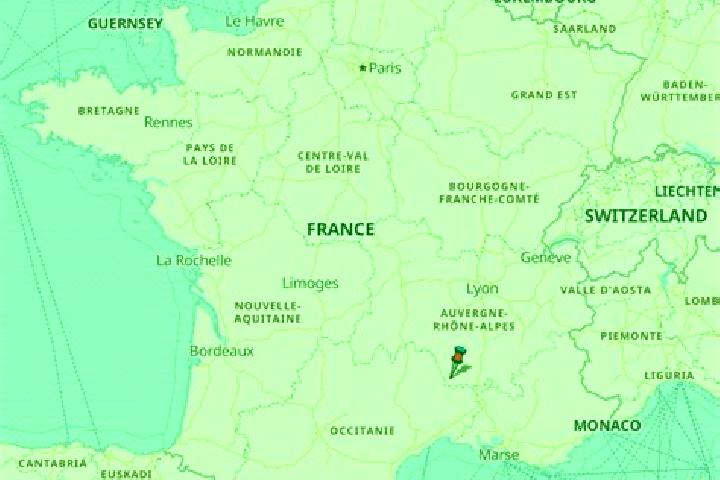 Nova, 29 — Escort in La Goutelle, France