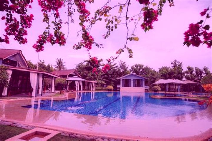 Nova, 29 — Escort in Santa Teresita, Philippines