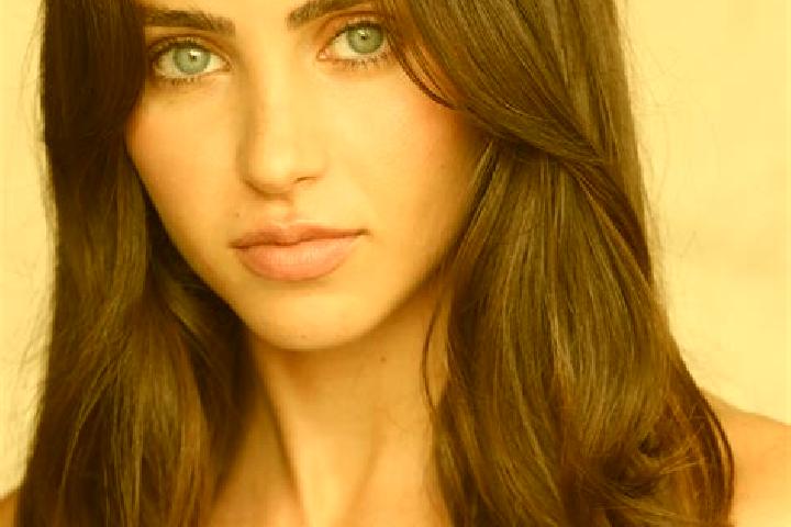 Nova, 30, a auburn brown-eyed latina companion based in Mamers. Offering Prostate Massage, Girlfriend Experience. Available for incall and outcall, overnight...