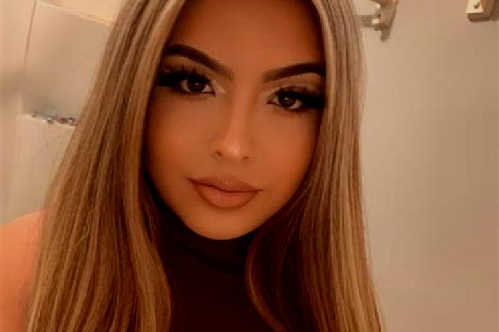 Nova, 30, a blonde brown-eyed latina companion based in O Sullivan Beach. Offering Duos, Couples, Fetish, GFE, Girlfriend Experience. Available for incall an...