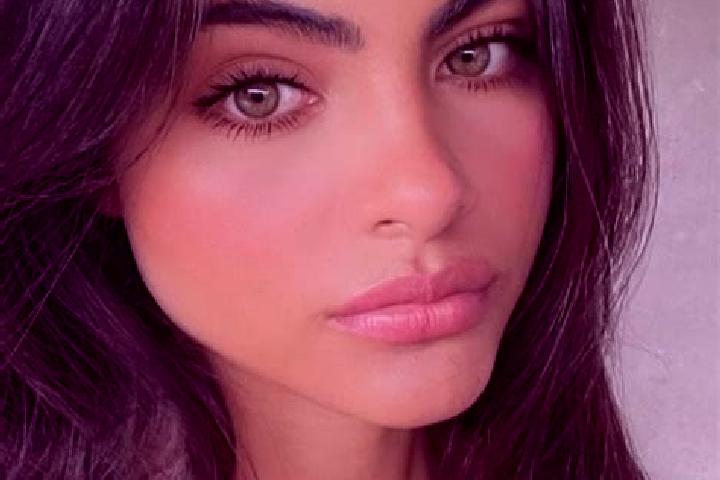 Nova, 30, a brunette green-eyed caribbean companion based in Wanning. Offering Dinner Date, Prostate Massage, Party Girl. Available for incall and outcall, o...