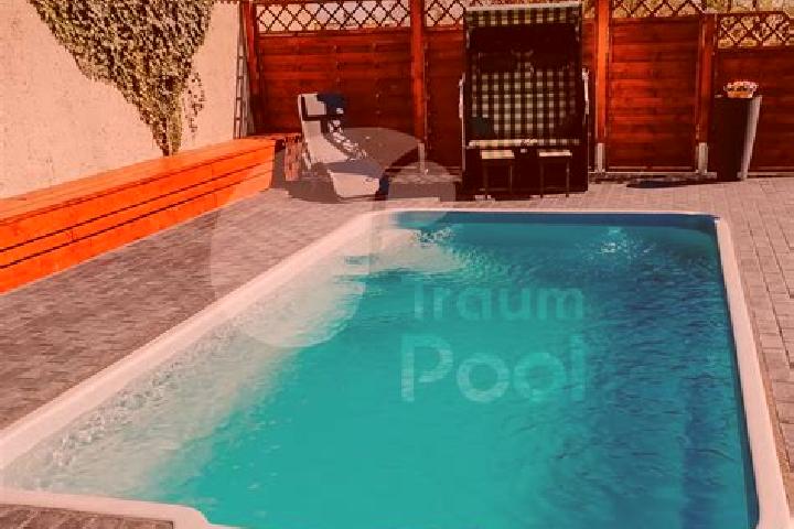 Nova, 30 — Escort in Bierkowice, Poland