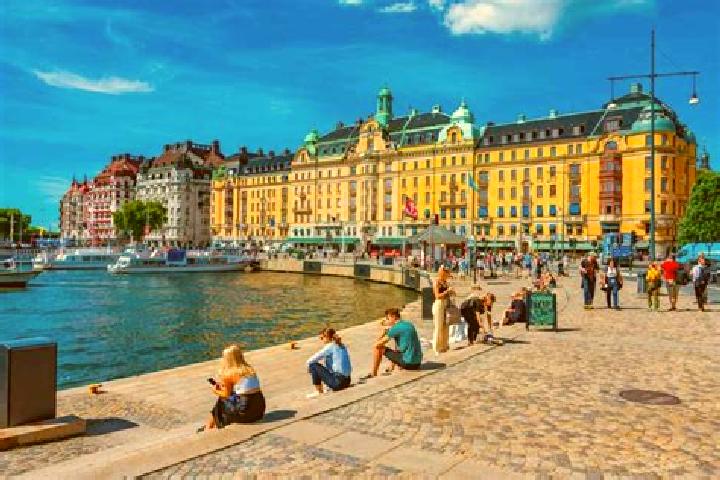 Nova, 30 — Escort in Hoeoer, Sweden