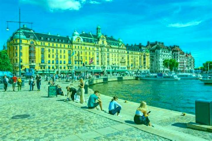 Nova, 30 — Escort in OElmbrotorp, Sweden