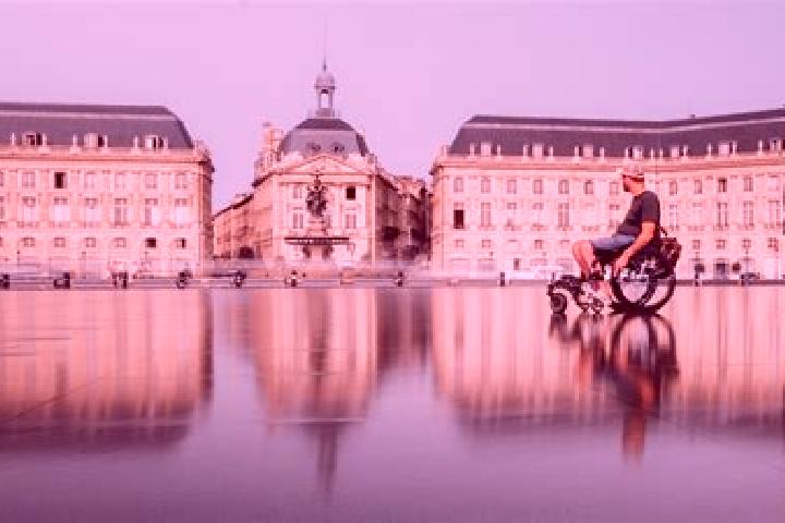Nova, 30 — Escort in Sardieu, France