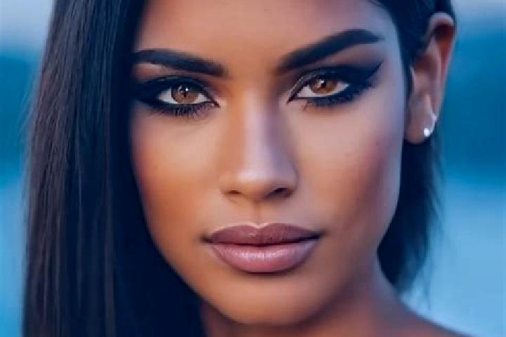 Nova, 31, a black brown-eyed latina companion based in Juazeiro. Offering OWO, Erotic Massage, CIM, A-Level, Dinner Date. Available for incall and outcall, o...