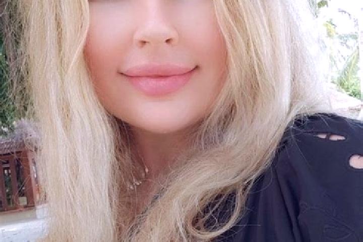 Nova, 31, a blonde dark-eyed caribbean companion based in Ptghunk. Offering Tantra, GFE, BDSM. Available for incall and outcall, overnight bookings available.