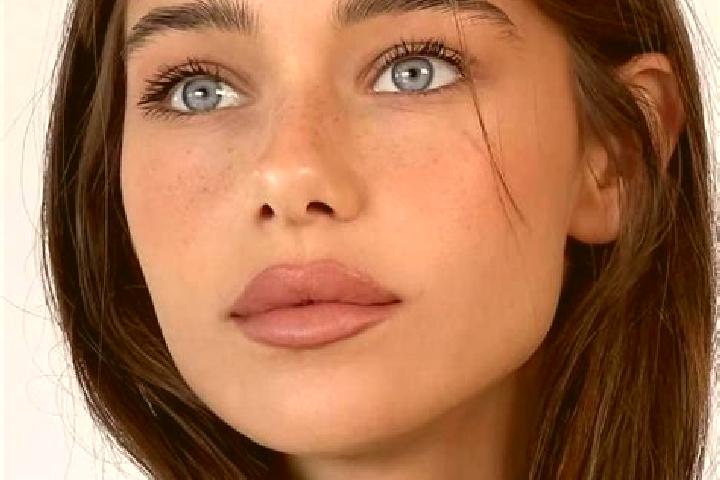 Nova, 31, a brunette blue-eyed slavic companion based in Kasuga. Offering Party Girl, Massage, GFE. Available for incall and outcall, overnight bookings avai...