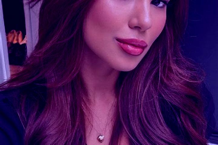 Nova, 31, a chestnut dark-eyed latina companion based in Rezaabad-e Sufian. Offering A-Level, GFE, Couples. Available for incall and outcall, day and evening...