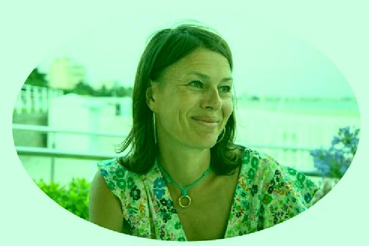 Nova, 31 — Escort in Avoine, France