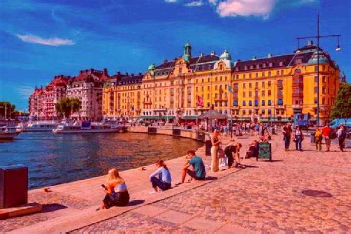 Nova, 31 — Escort in Bjoerbo, Sweden
