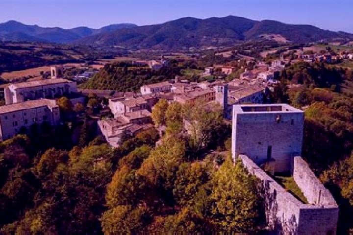 Nova, 31 — Escort in Monterubbiano, Italy