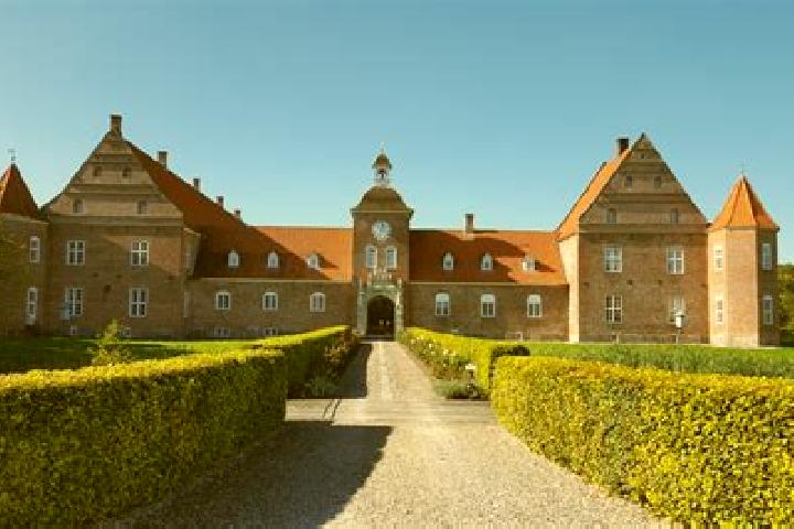 Nova, 31 — Escort in Ulstrup, Denmark