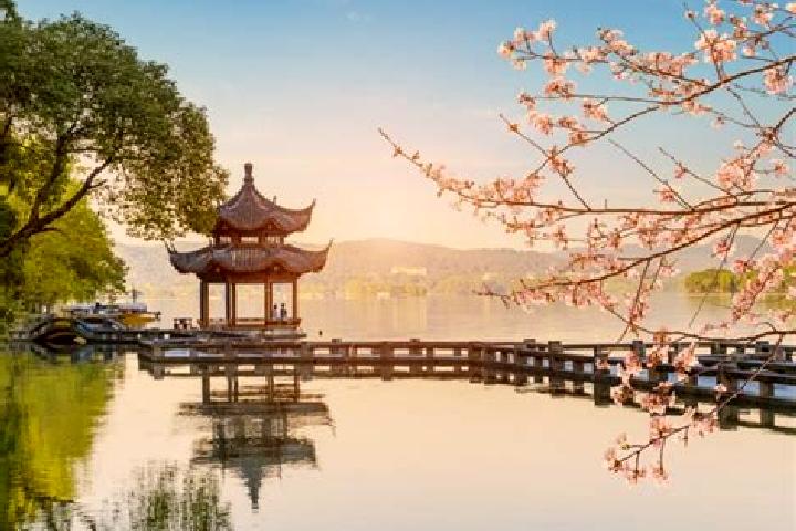 Nova, 31 — Escort in Xihu, China