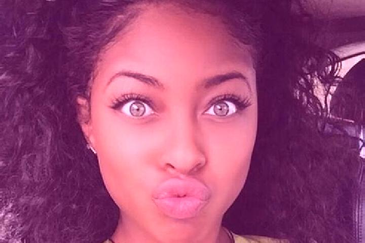Nova, 32, a black green-eyed ebony companion based in Galera. Offering OWO, Overnight, Party Girl, Striptease. Available for incall and outcall, overnight bo...