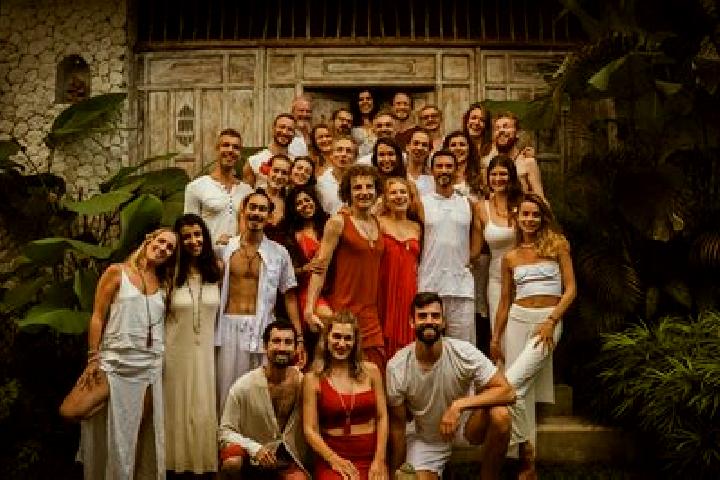 Nova, 32, a black green-eyed mediterranean companion based in Briar Hill-Belgravia. Offering Travel Companion, Party Girl, Striptease, Tantra. Available for ...