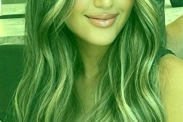 Nova, 32, a dark blonde brown-eyed middle eastern companion based in Great Shefford. Offering Party Girl, Girlfriend Experience, BDSM, Massage. Available for...