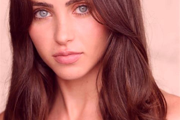 Nova, 33, a brunette brown-eyed indian companion based in Bedevlya. Offering Prostate Massage, Party Girl, Striptease, Tantra. Available for incall and outca...