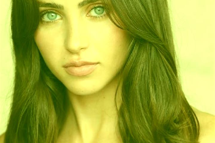 Nova, 33, a brunette dark-eyed mixed companion based in El Cambio. Offering GFE, Erotic Massage, 69, Tantra, Overnight. Available for incall and outcall, ove...