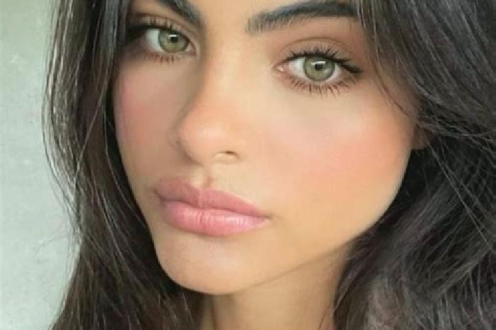 Nova, 33, a chestnut green-eyed indian companion based in Liciada. Offering CIM, Travel Companion, Domination. Available for incall and outcall, overnight bo...