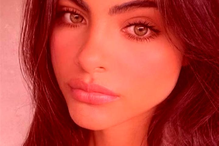 Nova, 33, a dark blonde dark-eyed indian companion based in Messina. Offering Roleplay, OWO, 69, Overnight. Available for incall and outcall, day and evening...