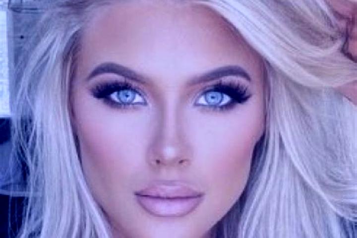 Nova, 33, a platinum blonde amber-eyed ebony companion based in Nizhneyansk. Offering Girlfriend Experience, Roleplay, Couples. Available for incall and outc...