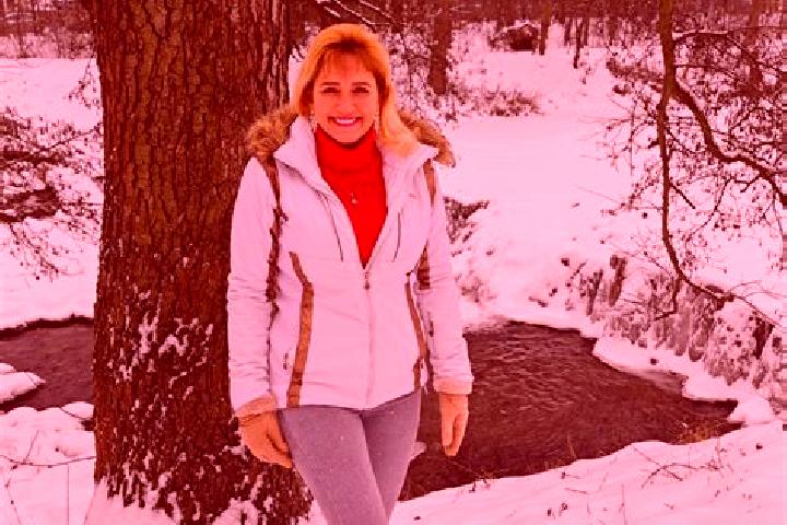 Nova, 33 — Escort in Bystrovany, Czech Republic