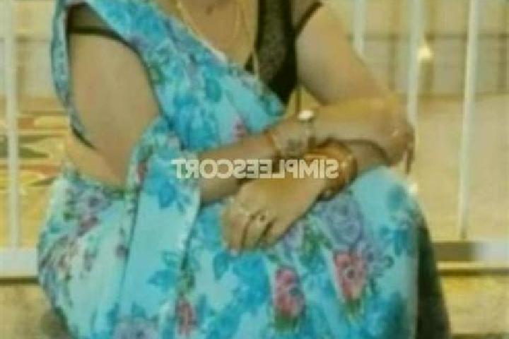 Nova, 33 — Escort in Kukatpally, India