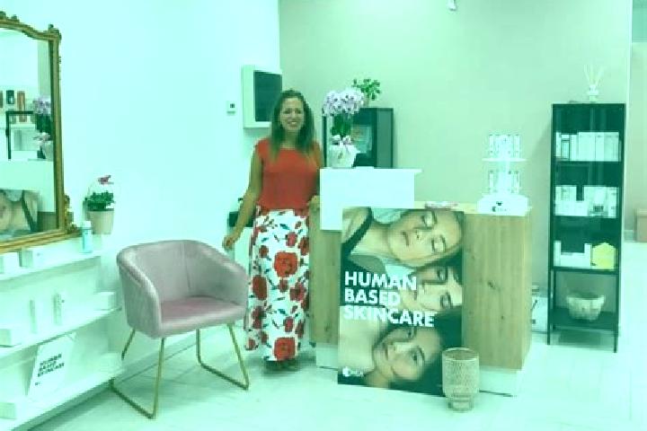 Nova, 34, a black dark-eyed ebony companion based in Cavaria Con Premezzo. Offering Prostate Massage, CIM, Striptease, 69. Available for incall and outcall, ...