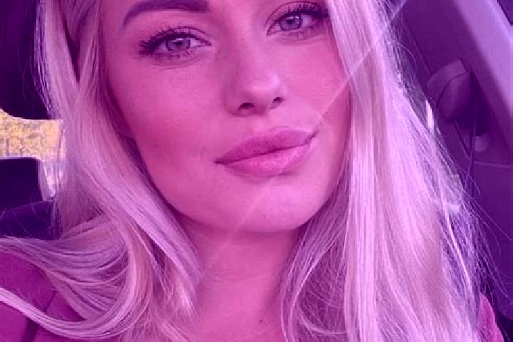 Nova, 34, a blonde hazel-eyed european companion based in Inchenhofen. Offering CIM, Travel Companion, Massage. Available for incall and outcall, day and eve...