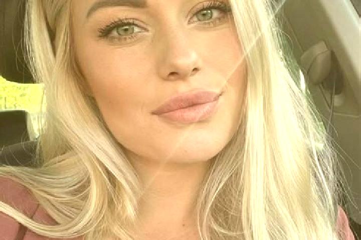 Nova, 34, a blonde hazel-eyed european companion based in Rising Star. Offering BDSM, Striptease, A-Level. Available for incall and outcall, overnight bookin...
