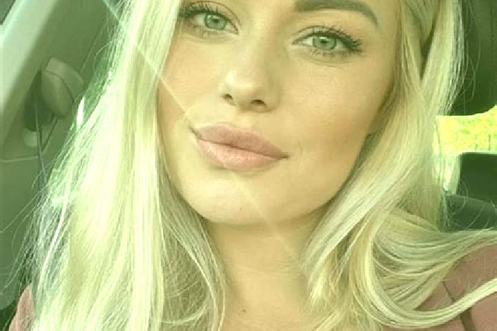 Nova, 34, a blonde hazel-eyed latina companion based in Sar Howzak. Offering Dinner Date, Prostate Massage, Tantra. Available for incall and outcall, day and...