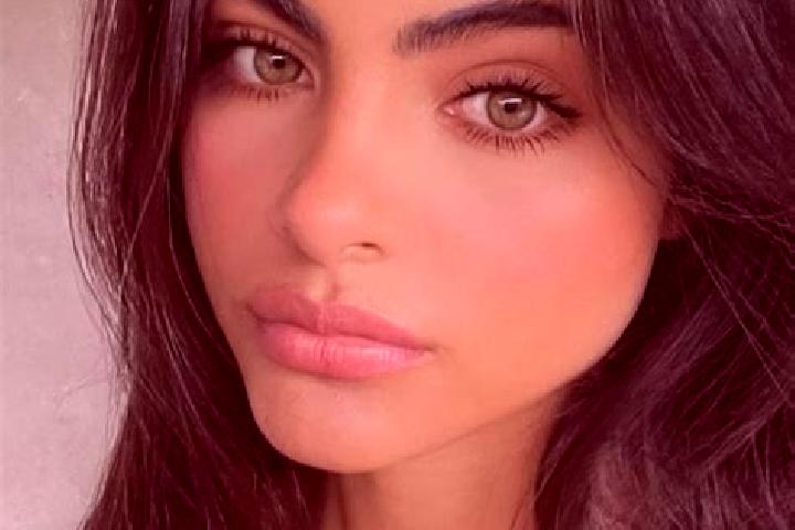 Nova, 34, a brunette dark-eyed indian companion based in Canas de Senhorim. Offering Party Girl, 69, GFE, CIM, A-Level. Available for incall and outcall, ove...