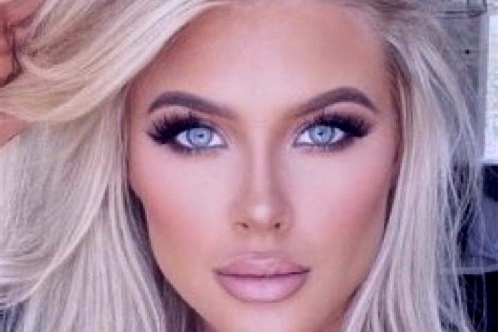 Nova, 34, a platinum blonde grey-eyed latina companion based in Kamelezo. Offering OWO, Striptease, Overnight, A-Level. Available for incall and outcall, ove...