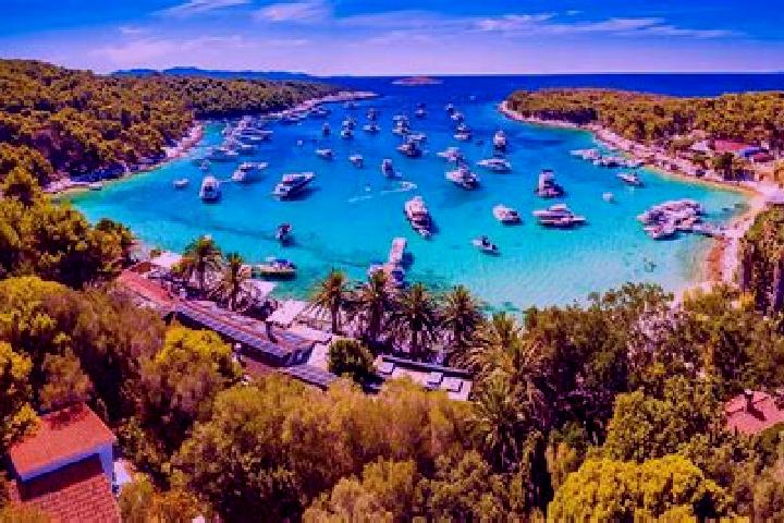 Nova, 34 — Escort in Hvar, Croatia