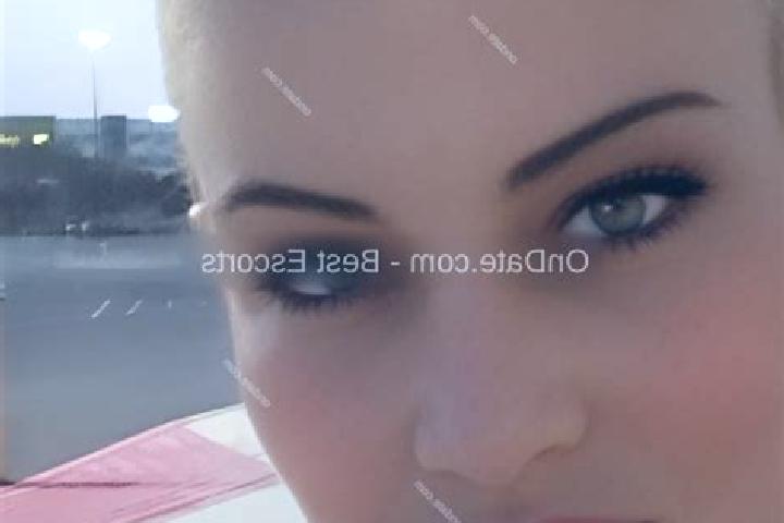 Nova, 34 — Escort in Meads, United States