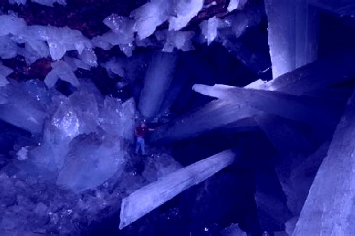 Nova, 34 — Escort in The Caves, Australia