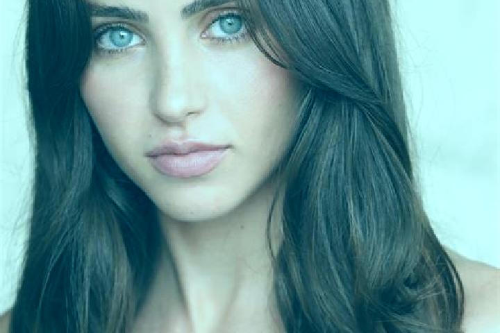 Nova, 35, a brunette hazel-eyed middle eastern companion based in Porto Alegre do Norte. Offering Travel Companion, Couples, 69. Available for incall and out...