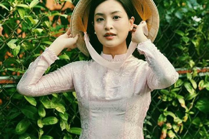 Nova, 35 — Escort in Lam Thao, Vietnam