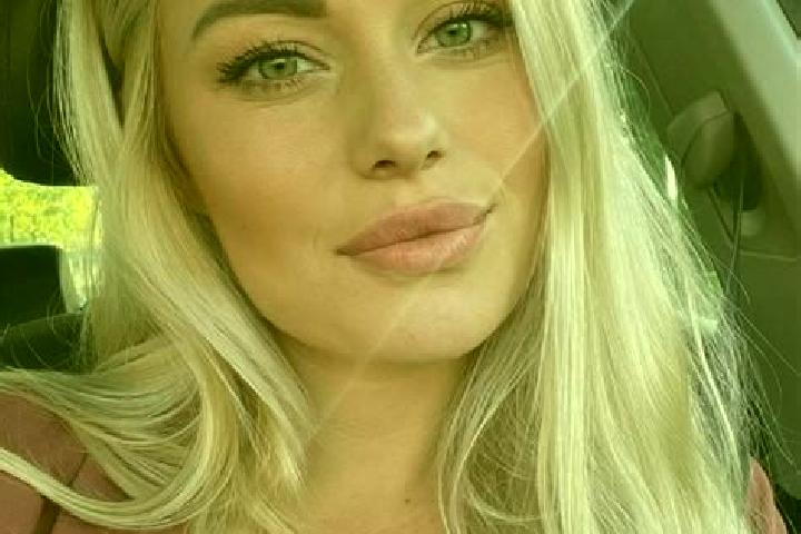 Nova, 36, a blonde hazel-eyed caucasian companion based in Suva Reka. Offering Massage, Couples. Available for incall and outcall, day and evening dates.