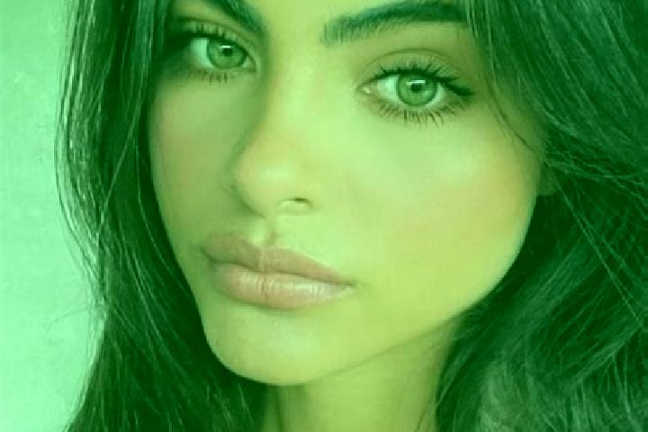 Nova, 36, a brunette dark-eyed middle eastern companion based in Ostarije. Offering Dinner Date, Massage, A-Level, Party Girl. Available for incall and outca...