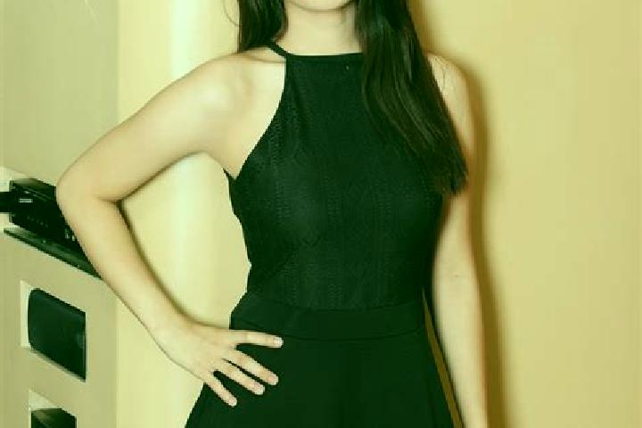 Nova, 36, a chestnut grey-eyed asian companion based in Ry. Offering Striptease, GFE, A-Level. Available for incall and outcall, day and evening dates.
