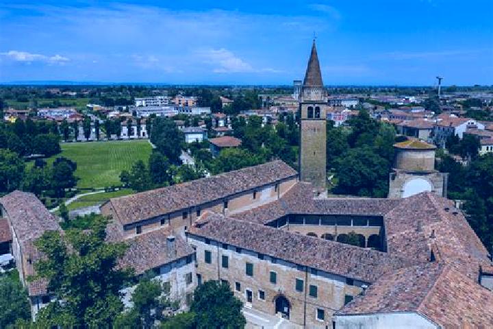 Nova, 36 — Escort in Fratta Polesine, Italy