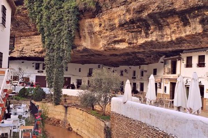 Nova, 36 — Escort in Setenil de las Bodegas, Spain